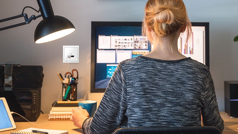 Women working on computer