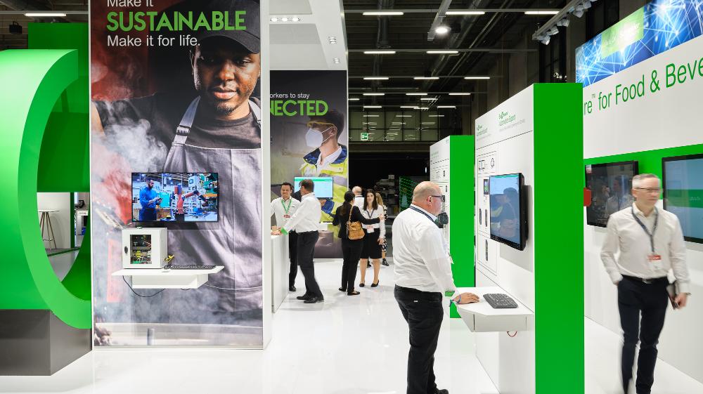 Digitalisierung des Schienenverkehrs: Schneider Electric auf der InnoTrans 2022