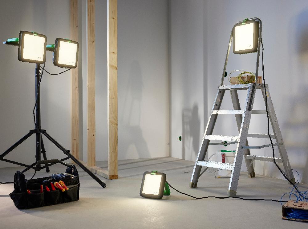 22070083 - WORKLIGHT - SETUP - 6.jpg