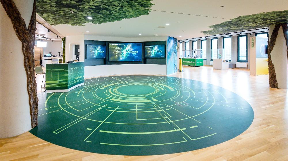 Schneider Electric eröffnet Innovation Hub auf dem EUREF-Campus Düsseldorf