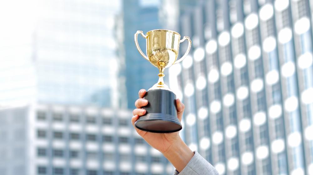 Cebeo wint Europese Sustainability Impact Award van Schneider Electric
