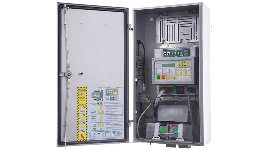 miniature of PowerLogic ADVC Intelligent controller for reclosers and sectionalizers for overhead distribution networks