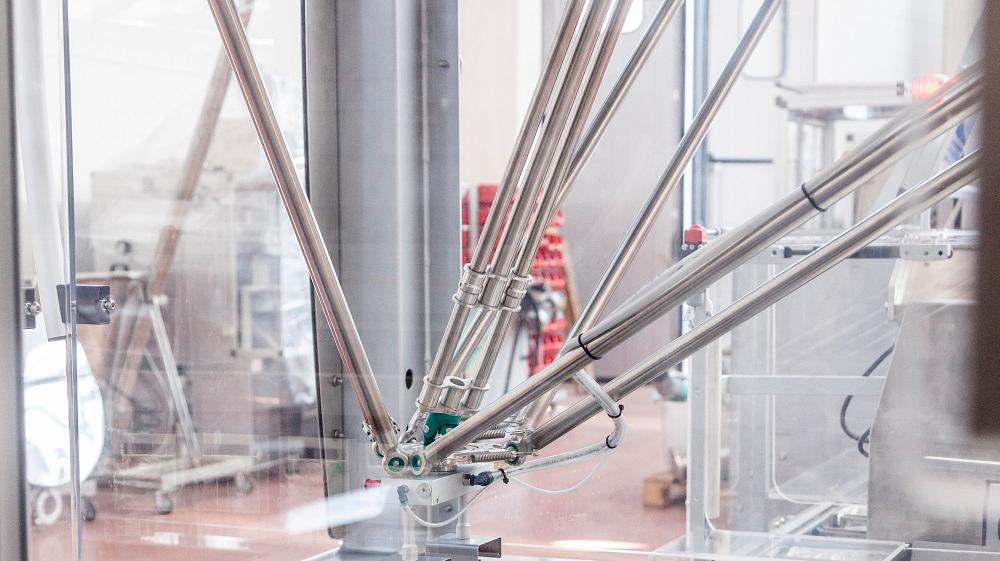 Schneider Electric Canada Partners with OptiMach to Bring Growth to Canadian Robotics Industry