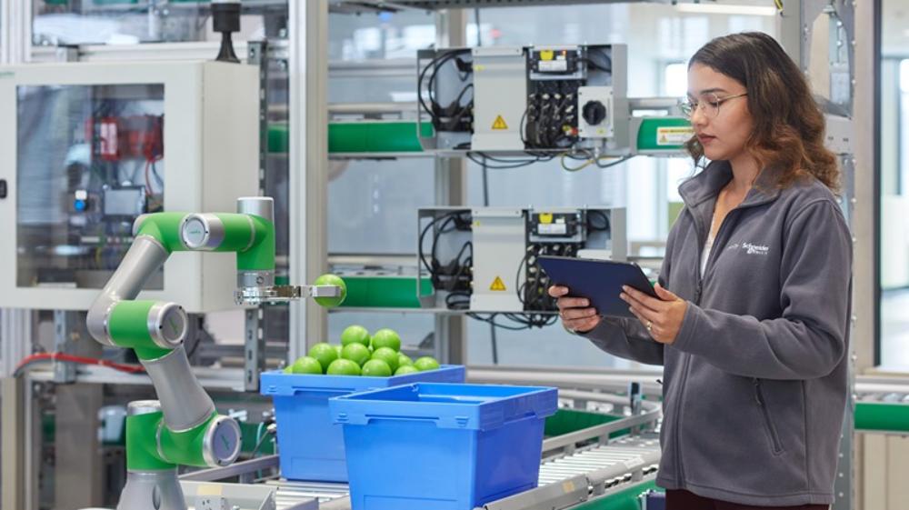 Schneider Electric lance la technologie de robot collaboratif Lexium pour les usines industrielles