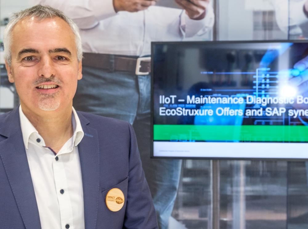 Peter Weckesser, Chief Digital Officer and Member of the Executive Committee von Schneider Electric.jpg