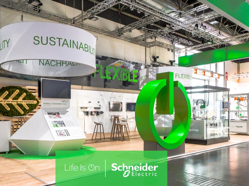 2023_05_SchneiderElectric_Interpack_Messestand_-3.jpg