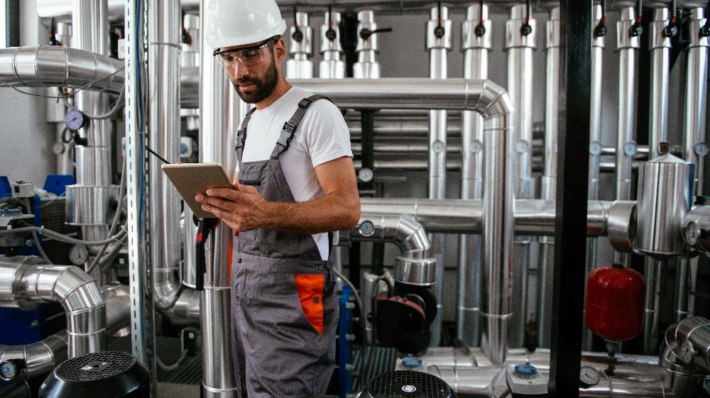 Schneider Electric erweitert zuverlässiges, effizientes und innovatives Altivar Sanftanlasser-Programm für optimiertes Motormanagement in digitalisierten Anlagen