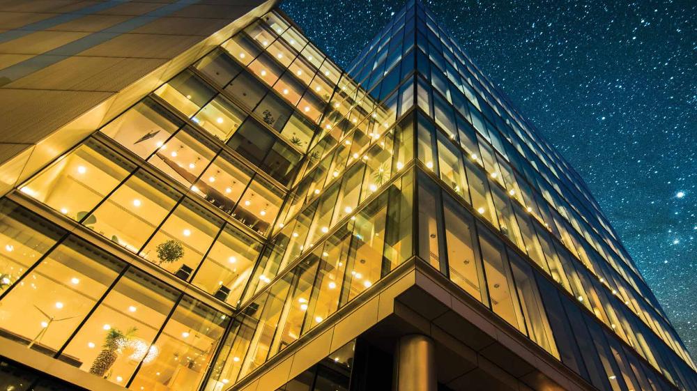La automatización al servicio del medioambiente: cómo los edificios inteligentes hacen de la ciudad un lugar más sostenible