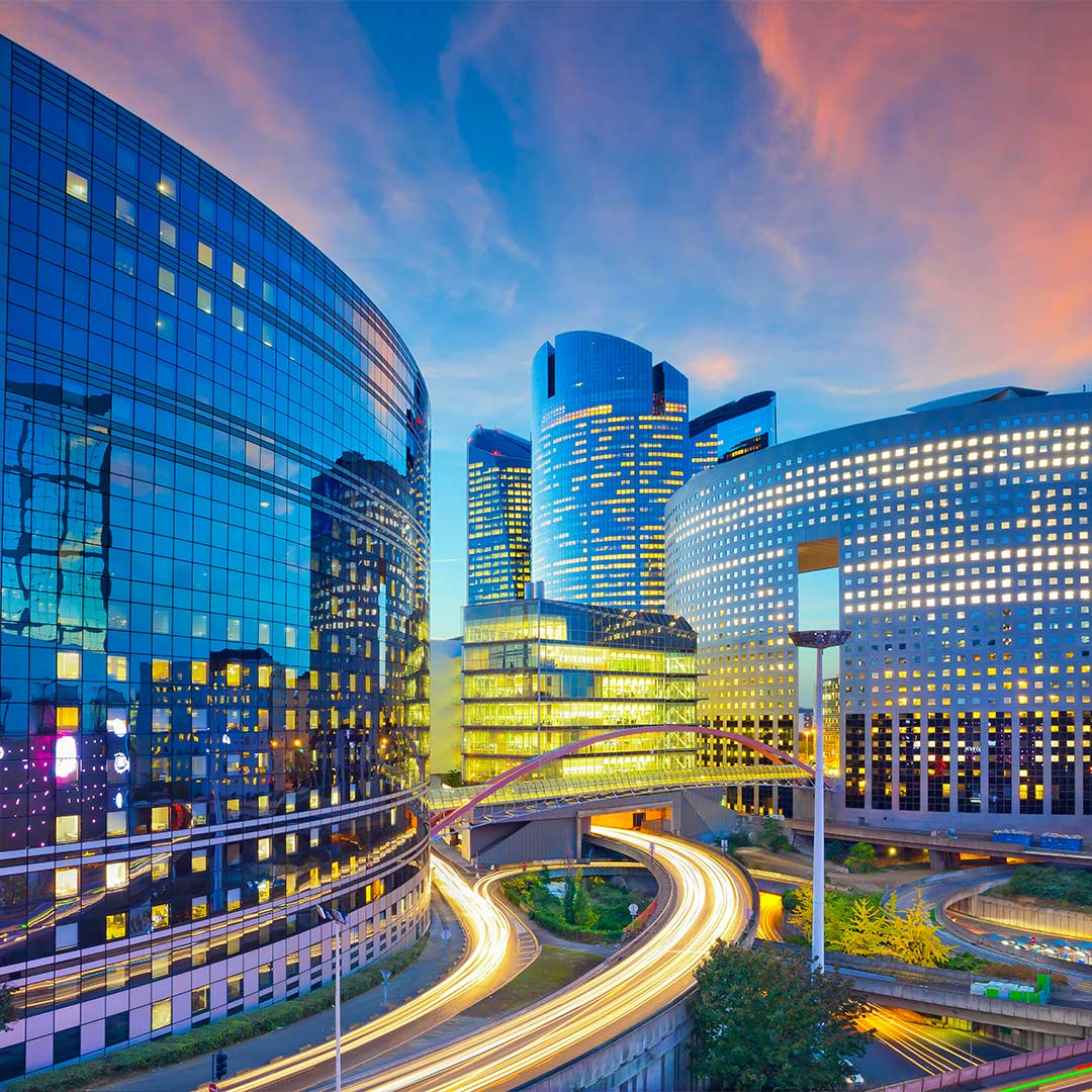 巴黎现代城区办公楼图像