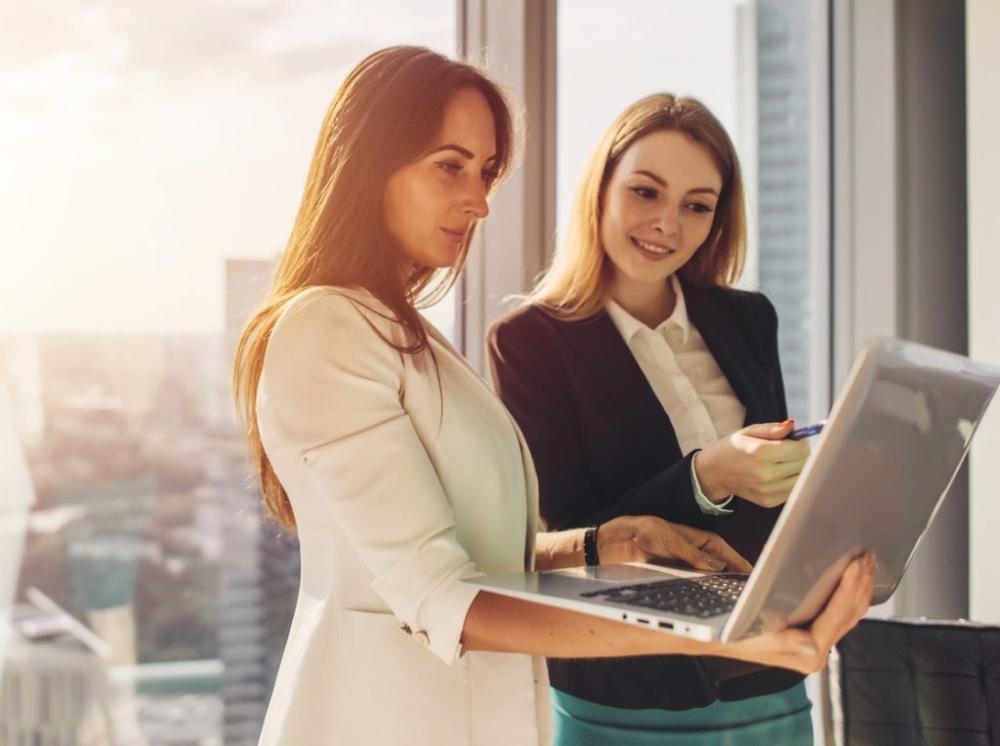 Schneider Electric impulsa el desarrollo profesional y personal de todas sus colaboradoras.jpg