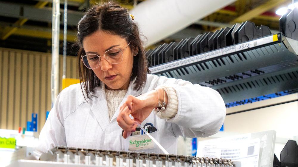 La IA seguirá siendo relevante para la industria este 2025