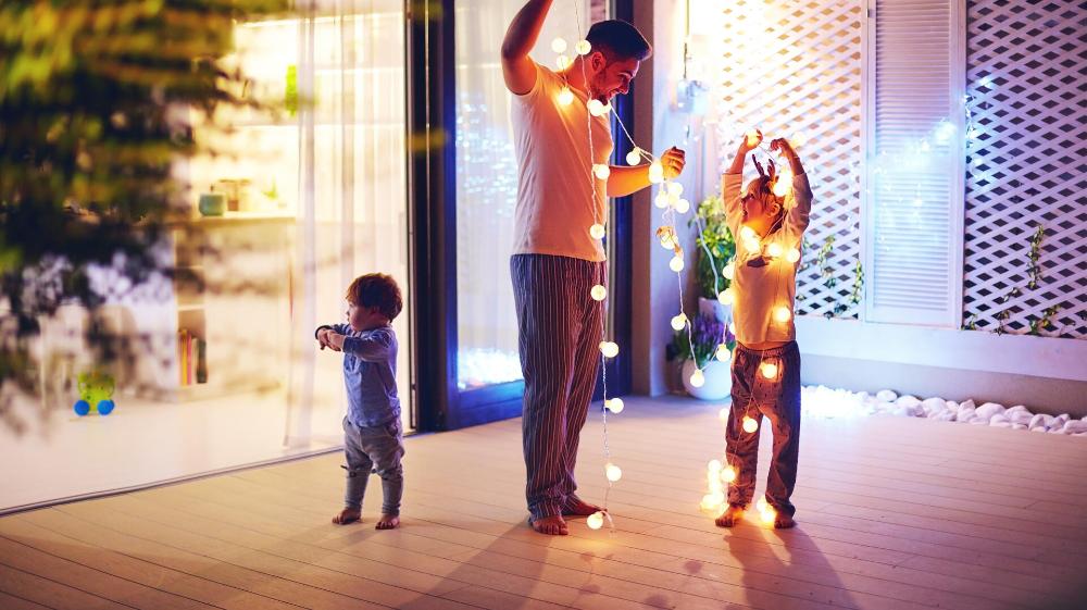 Apague el consumo vampiro y cuide la factura eléctrica esta temporada navideña