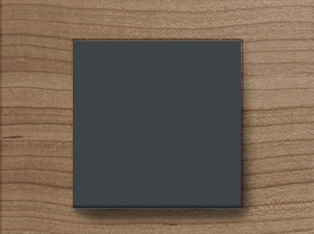 Schneider_Electric_Nové vypínače a zásuvky Unica Pure Oak wood.jpg