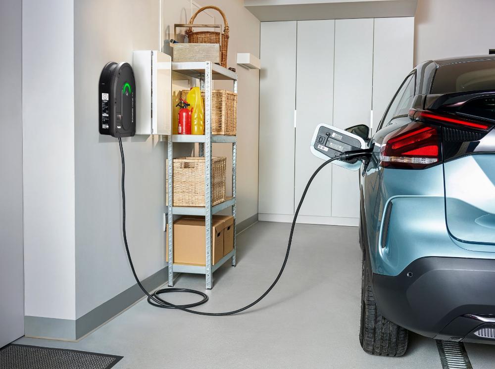 1_SE_Schneider Charge Pro_S.jpg
