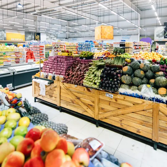 grocery store fruits aisle