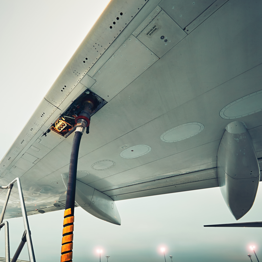 Aeroplane tank filling