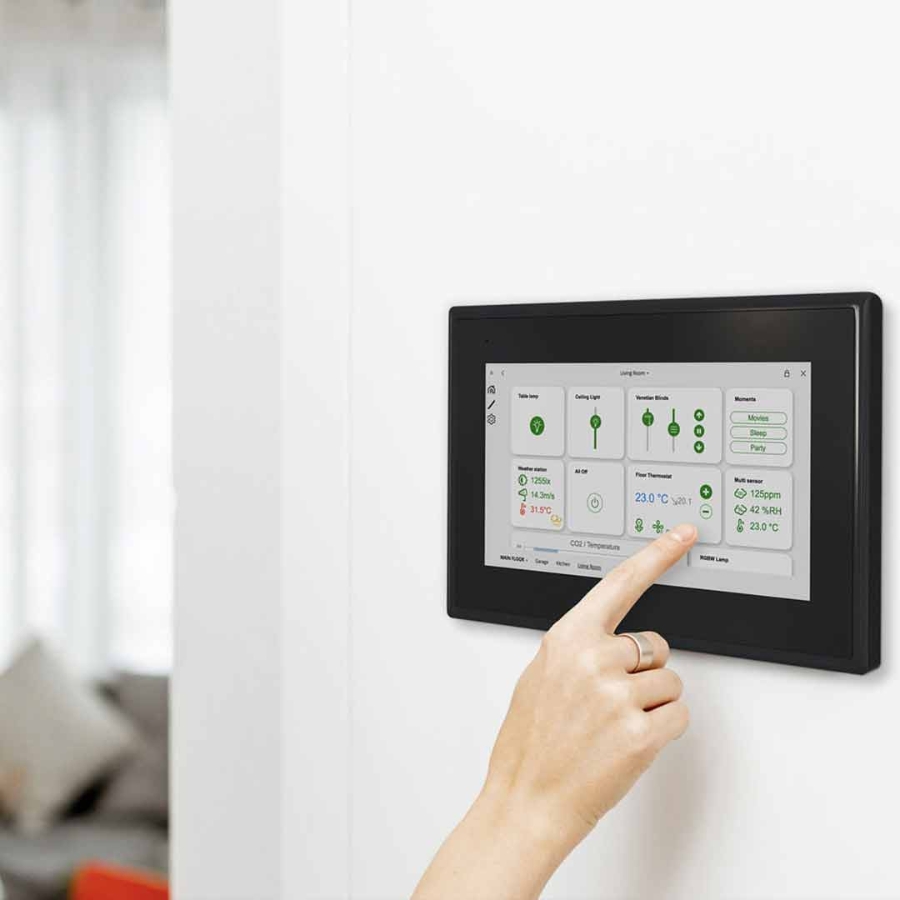 SpaceLogic KNX IP-Touch Panel