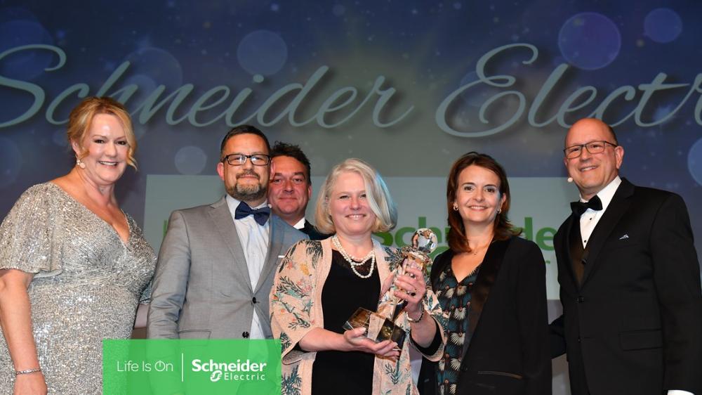 Le Plan d’Actionnariat Salarié mondial (WESOP) de Schneider Electric remporte le prix du Plan le plus efficace lors de l'assemblée annuelle de la Global Equity Organization