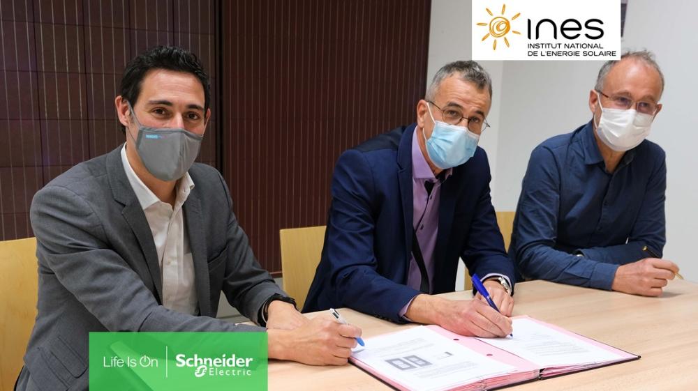 INES Plateforme Formation & Evaluation et Schneider Electric signent un accord de partenariat dans le domaine de l’autoconsommation d’électricité photovoltaïque