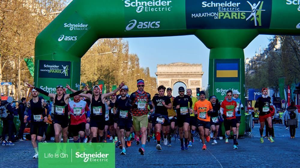 Schneider Electric fête ses 10 ans en tant que sponsor en titre du Marathon de Paris