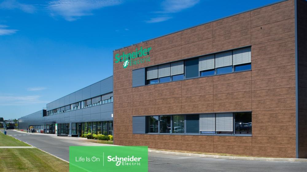 Le centre de distribution de Schneider Electric d’Évreux reconnu comme “Sustainability Lighthouse” par le Forum Économique Mondial