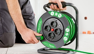 Schneider Electric Thorsman - 4 Socket Extension Lead Reel, 25m, 13A, 240V, With Safety Cut Out Switch, Open Cable Reel, JJR42513