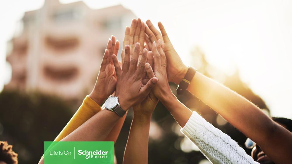 Schneider Electric outperforms 2023 sustainability targets and maintains its leadership in ESG ratings
