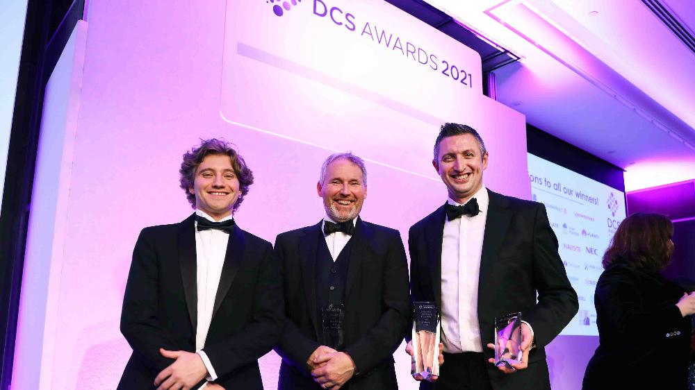 Schneider Electric Wins ‘Outstanding Contribution to Sustainability and Efficiency’ at The DCS Awards 2021