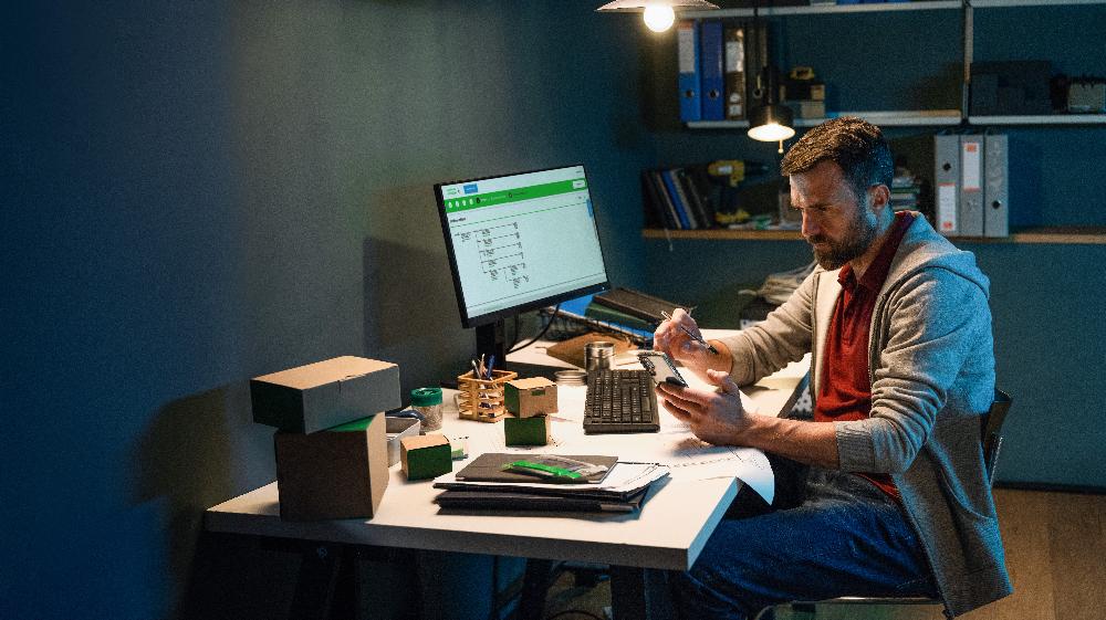 Soluciones de automatización y eficiencia de la energía para PYMES