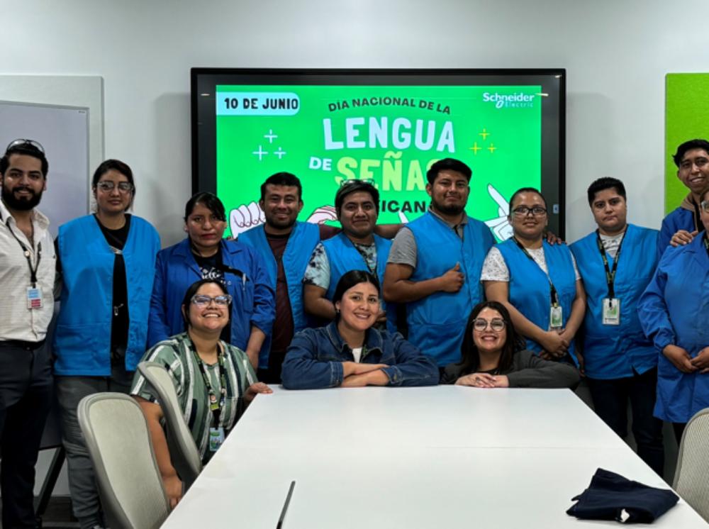 Schneider Electric celebra el Mes del Orgullo de la Discapacidad transformando vidas y entornos laborales con inclusión.pdf