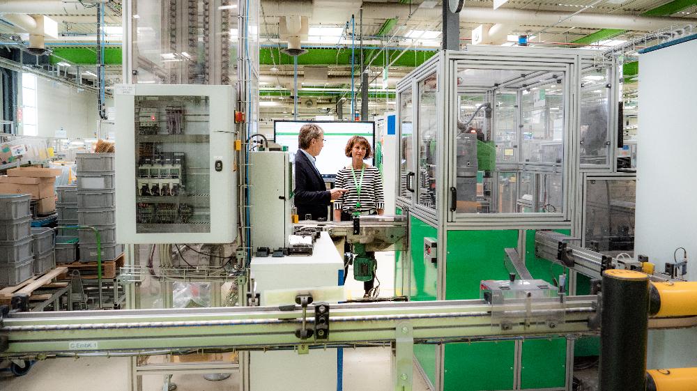 Schneider Electric benadrukt het belang van software, automatisering en elektrificatie voor het versnellen van het industriële concurrentievermogen