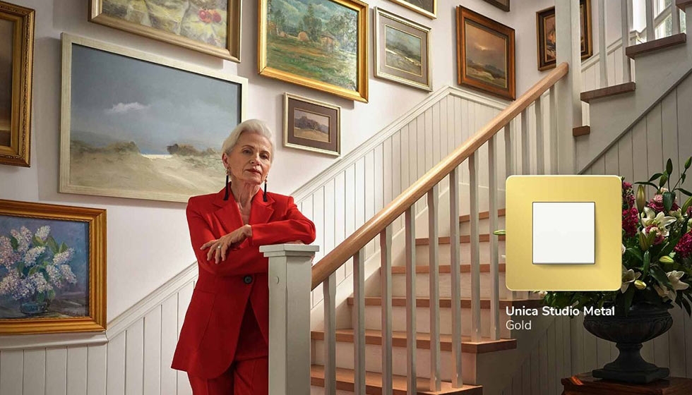 Unica studio metal gold