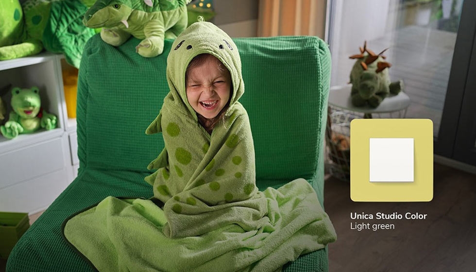 Unica studio color light green