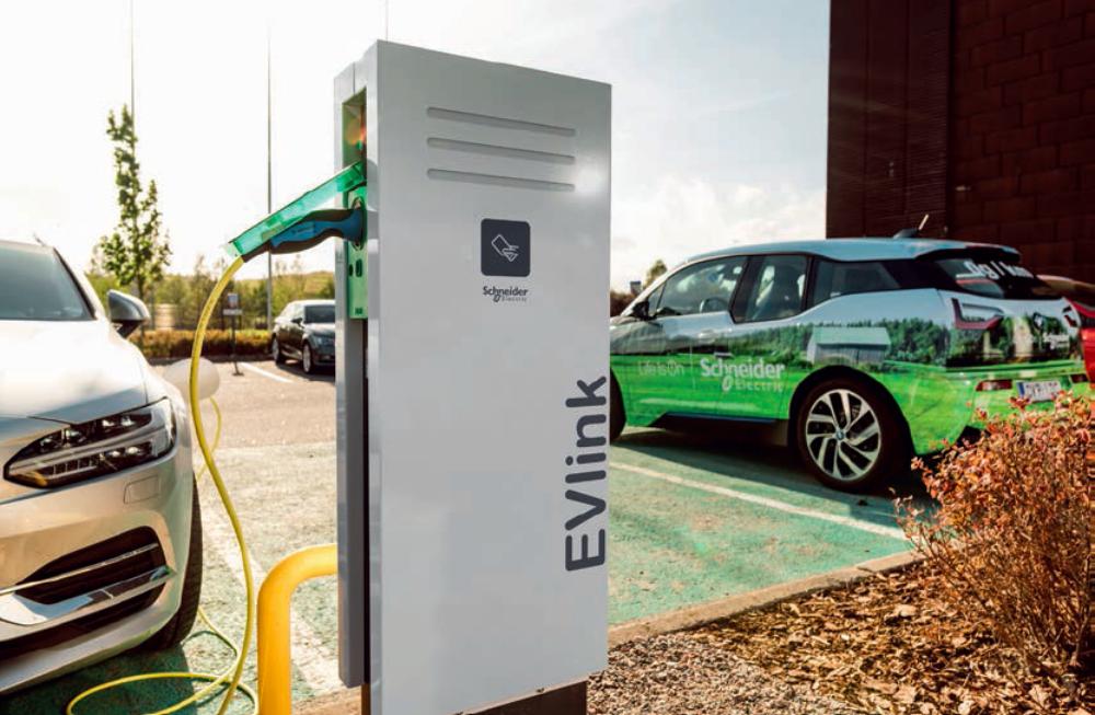 Schneider Electric EV100