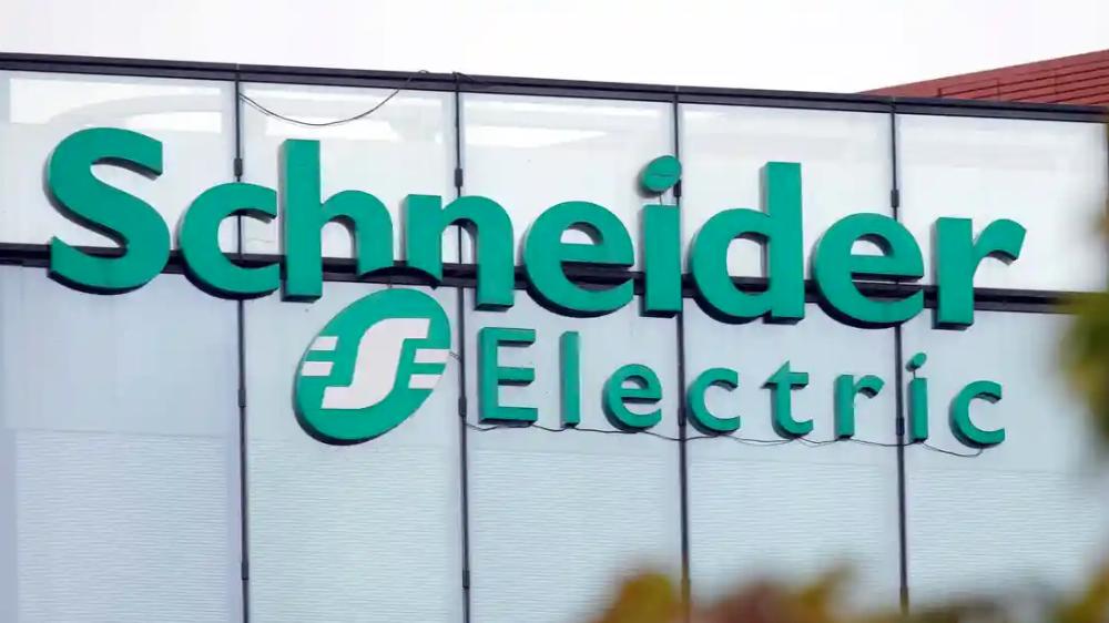 Schneider Electric Recognised as 2021 Microsoft Sustainability Changemaker Partner of the Year Award winner