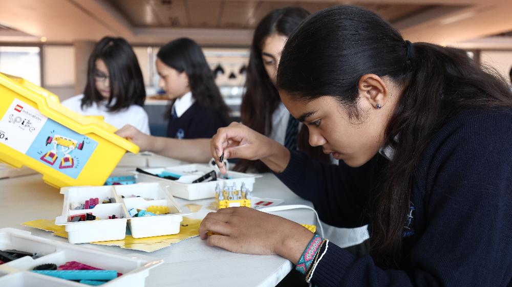 Schneider Electric and Tottenham Hotspur Foundation Launch Transformative STEM Programme  for Primary School Pupils