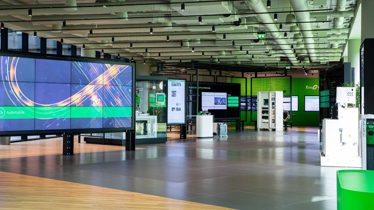 Schneider Electric Innovation Hub Showcase