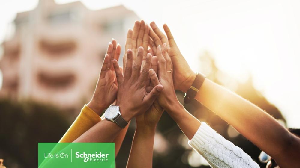 Schneider Electric outperforms 2023 sustainability targets and maintains its leadership in ESG ratings