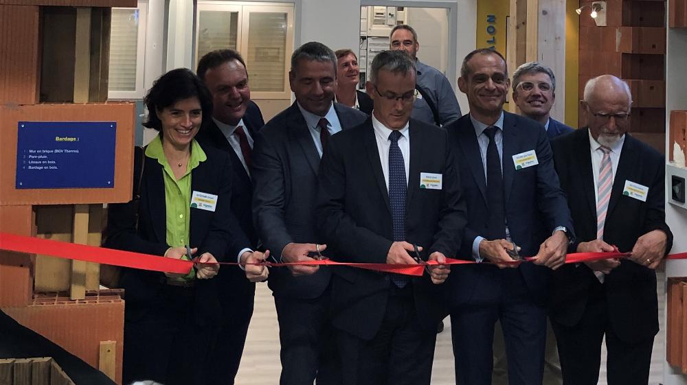 Schneider Electric accompagne l’Ensemble Dom Sortais pour l’ouverture d’une section STS BTS FED Domotique et Bâtiment communicants et inaugure à cette occasion une Maison Domotique