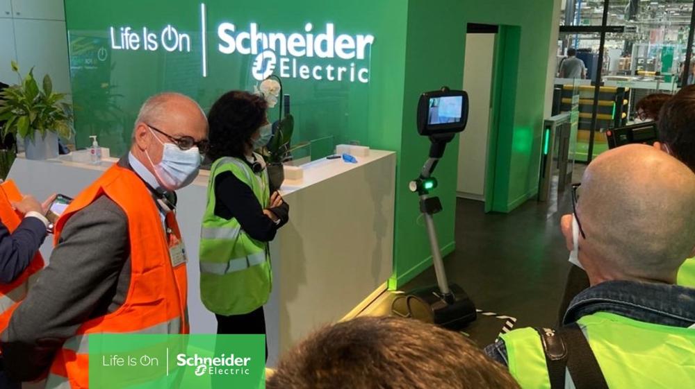 Orange et Schneider Electric expérimentent les cas d’usages de la 5G industrielle dans une usine en France