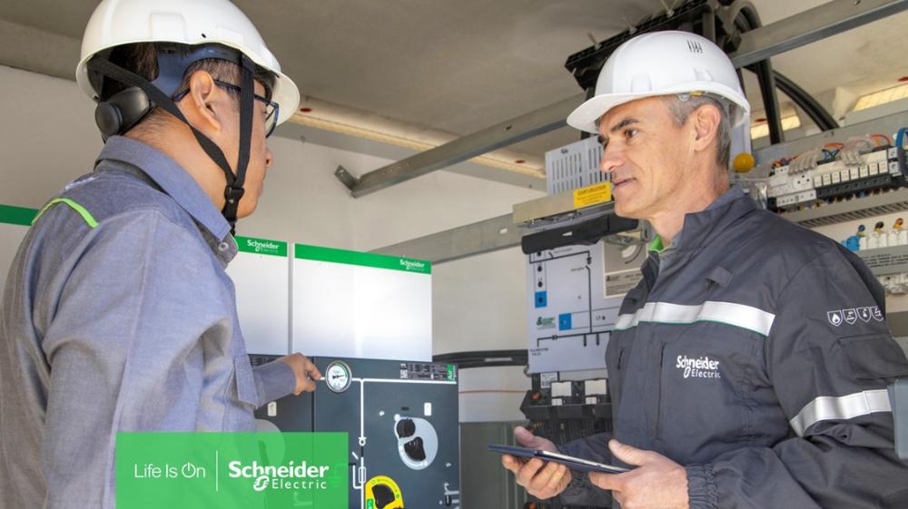 Schneider Electric prévoit d’investir plus de 110 millions d’euros dans ses usines françaises pour accompagner la transition énergétique et la transformation digitale en Europe