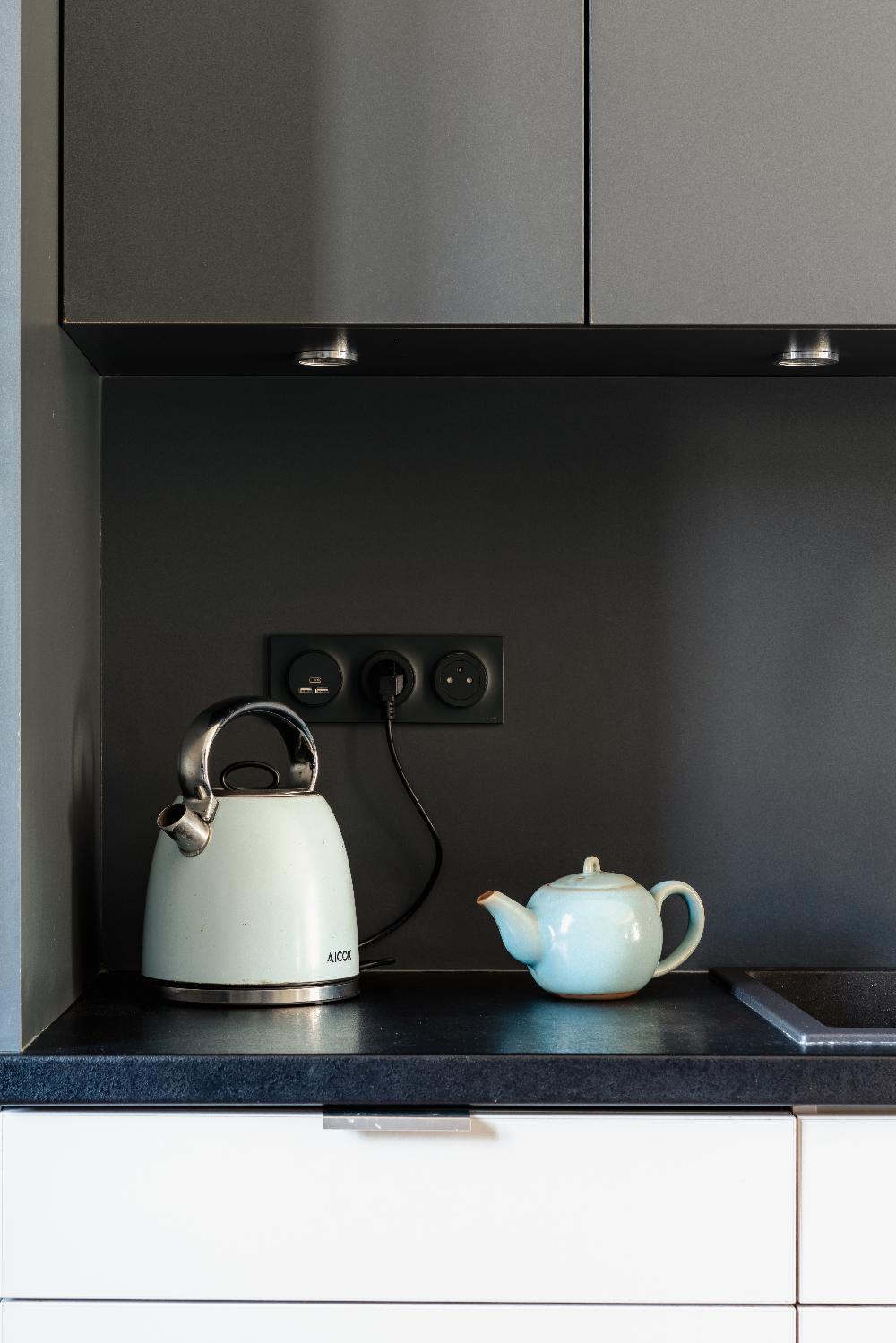 Gamme Odace - prises noirs mat cuisine