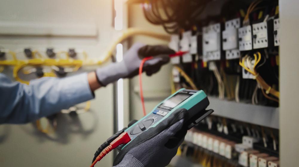 Schneider Electric unveils new-generation ComPacT NS circuit breakers